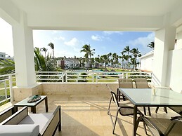 Playa Palmera Beach Front Apartments