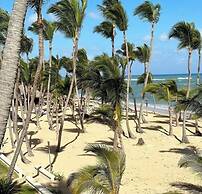 Playa Palmera Beach Front Apartments