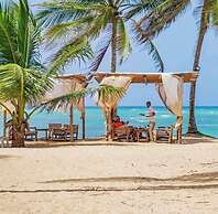 Playa Palmera Beach Front Apartments