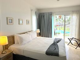 Playa Palmera Beach Front Apartments