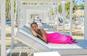 Playa Palmera Beach Front Apartments