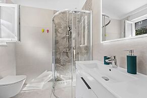 Attractive Apartment in Peroj With Terrace