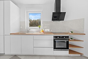 Attractive Apartment in Peroj With Terrace