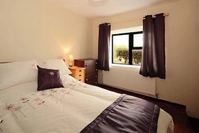 Sleep 6 Cottage -petsok, Selfcheck-in, Freeparking