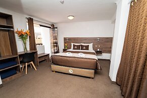 SAN FRANCISCO PARDO HOTEL