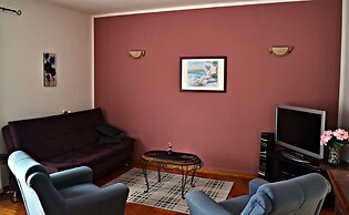 Apartment With Private Pool, Mountain View