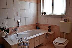 Apartment With Private Pool, Mountain View