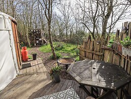 Yewberrie Yurt