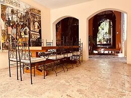 Paseo Colonial - Sanctuary 2