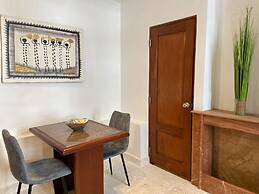 Paseo Colonial - Sanctuary 2