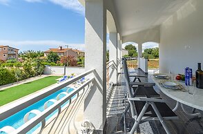 Relaxing Villa Near Porec With Pool