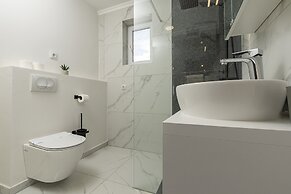 Relaxing Villa Near Porec With Pool