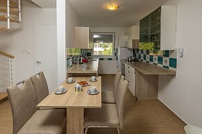 Relaxing Villa Near Porec With Pool
