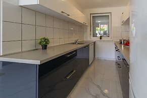 Relaxing Villa Near Porec With Pool