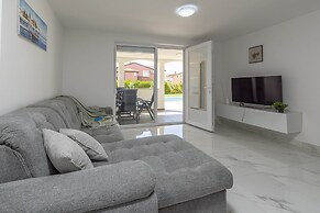 Relaxing Villa Near Porec With Pool