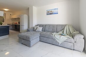 Relaxing Villa Near Porec With Pool