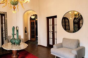 Mina Suites Barrio Antiguo
