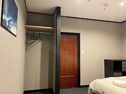 Ember Lodge