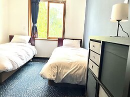 Ember Lodge