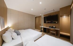 Incheon Brown-Dot Hotel