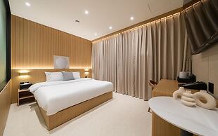 Incheon Brown-Dot Hotel