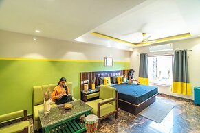 The Hosteller Rishikesh, Ganges