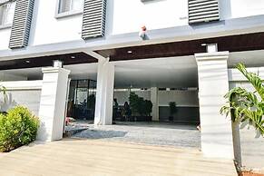 SSR Ikon Suites