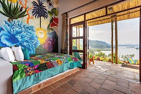 Chameleon Hill Forest Lodge