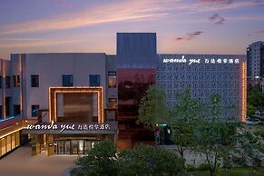 Linfen Wanda Yuehua Hotel