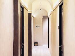 White Pearl Colaba