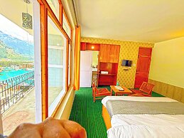 Hotel Alpine Manali