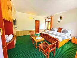 Hotel Alpine Manali