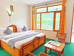 Hotel Alpine Manali