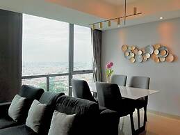 Fairview House - Luxstay near Airport