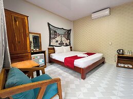 Sea Breeze Resort & Spa