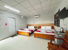 Sea Breeze Resort & Spa