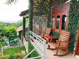 Sea Breeze Resort & Spa