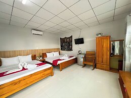 Sea Breeze Resort & Spa