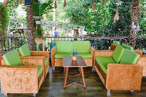 Sea Breeze Resort & Spa