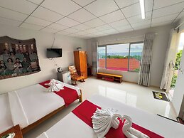 Sea Breeze Resort & Spa