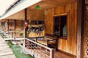 PraiwanRaftHouse