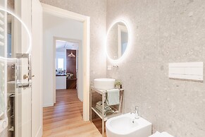 Letizia Penthouse in Lucca