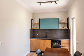 Kristianna Apartments
