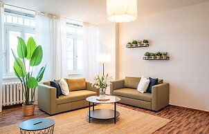 Spacious Apartment In Strausberg - Sleeps 6