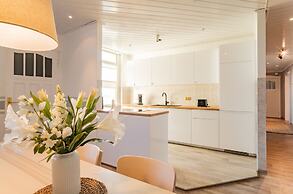 Spacious Apartment In Strausberg - Sleeps 6
