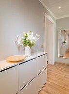 Spacious Apartment In Strausberg - Sleeps 6