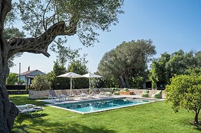 The Olive Project - Villa Maria with Private Pool by Konnect