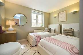 Chiswick Views & Space Elegant 3bdr Duplex With Parking