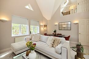 Chiswick Views & Space Elegant 3bdr Duplex With Parking