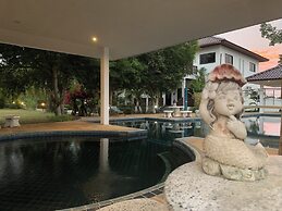 CET Resort & Rayong Padelcenter